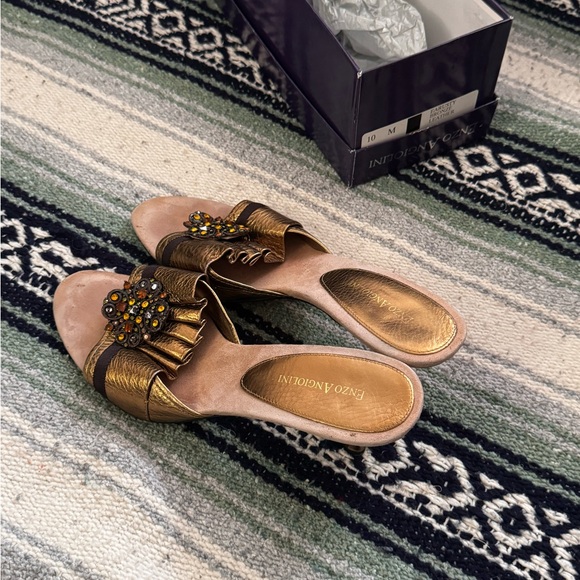 enzo angiolini gold kitten heel - Picture 3 of 4